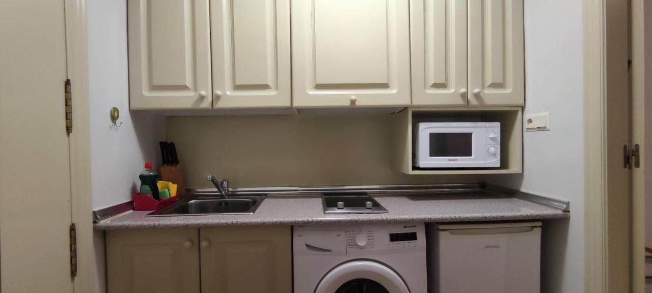 Apartamentos Serrallo, Parking Gratuito Y Cocina, Alhambra Y Playa Granada Esterno foto
